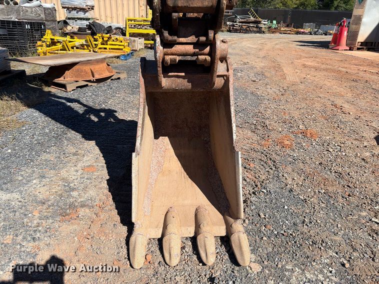 image for item DT2945 2015 Komatsu PC138USLC-10 excavator