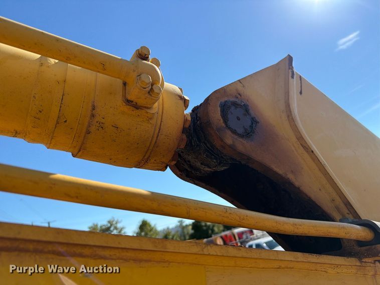 image for item DT2945 2015 Komatsu PC138USLC-10 excavator