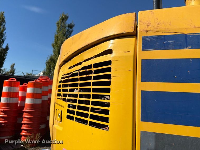 image for item DT2945 2015 Komatsu PC138USLC-10 excavator
