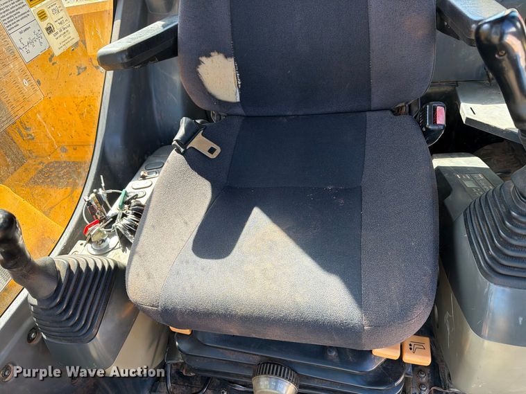 image for item DT2945 2015 Komatsu PC138USLC-10 excavator