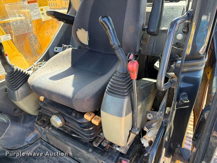 image for item DT2945 2015 Komatsu PC138USLC-10 excavator