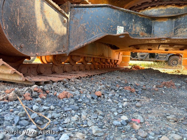image for item DT2945 2015 Komatsu PC138USLC-10 excavator