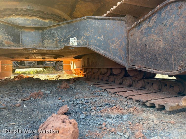 image for item DT2945 2015 Komatsu PC138USLC-10 excavator