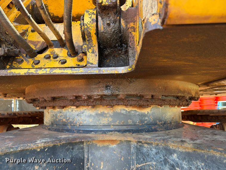 image for item DT2945 2015 Komatsu PC138USLC-10 excavator