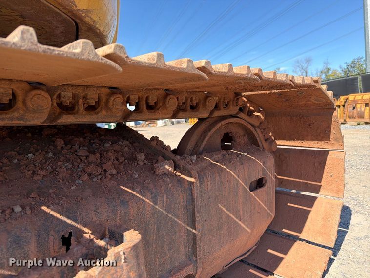 image for item DT2945 2015 Komatsu PC138USLC-10 excavator