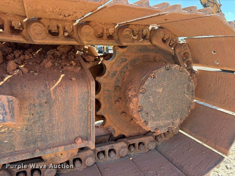 image for item DT2945 2015 Komatsu PC138USLC-10 excavator