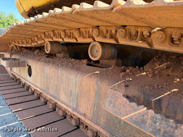 image for item DT2945 2015 Komatsu PC138USLC-10 excavator