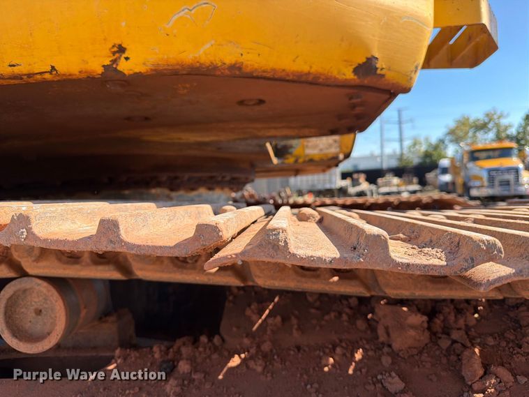 image for item DT2945 2015 Komatsu PC138USLC-10 excavator