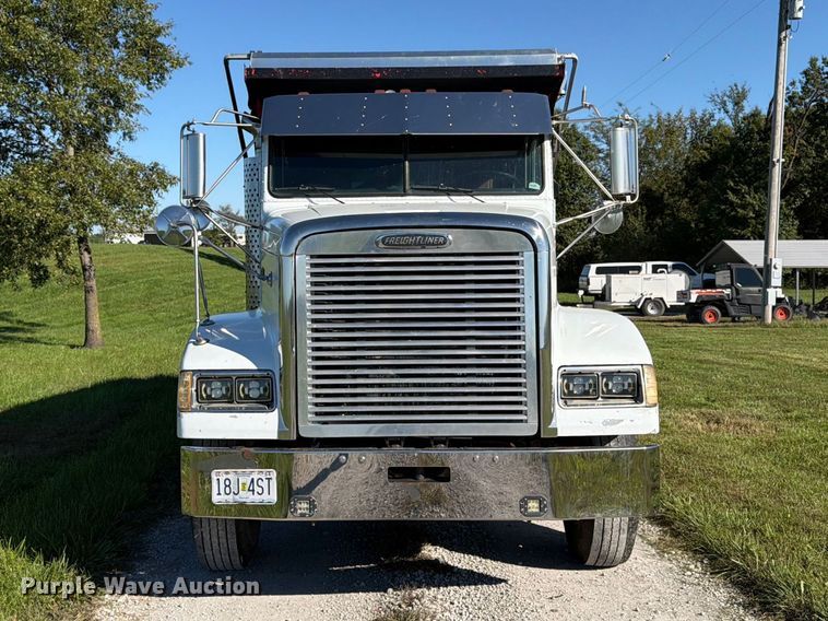 image for item DT3037 1990 Freightliner FLD dump truck