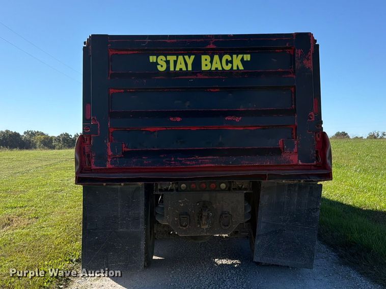 image for item DT3037 1990 Freightliner FLD dump truck