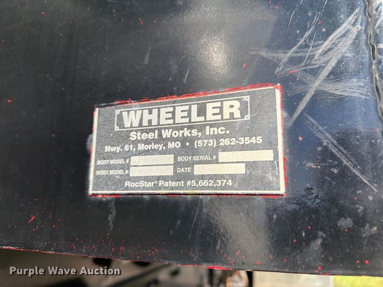 image for item DT3037 1990 Freightliner FLD dump truck