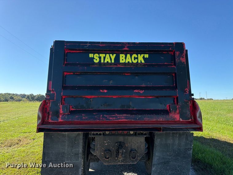 image for item DT3037 1990 Freightliner FLD dump truck