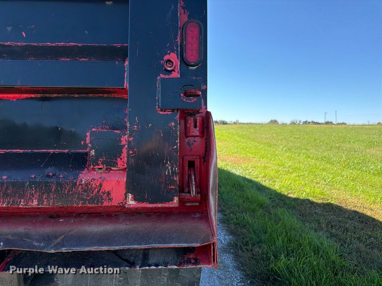 image for item DT3037 1990 Freightliner FLD dump truck