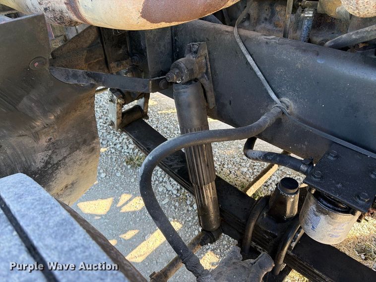 image for item DT3037 1990 Freightliner FLD dump truck