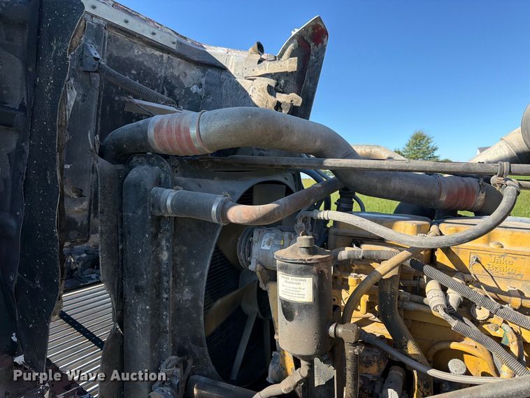 image for item DT3037 1990 Freightliner FLD dump truck