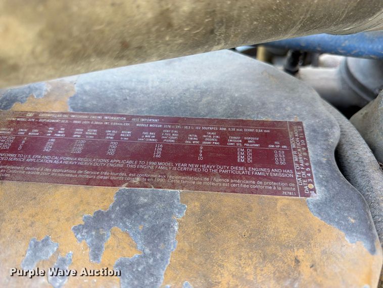 image for item DT3037 1990 Freightliner FLD dump truck