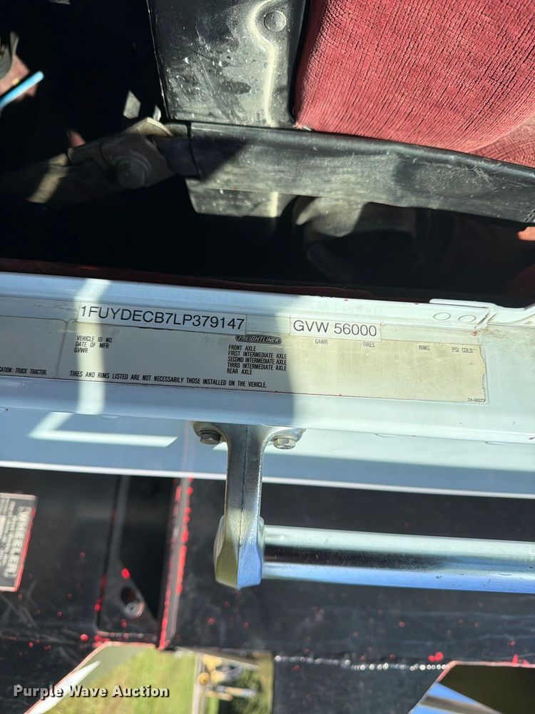 image for item DT3037 1990 Freightliner FLD dump truck