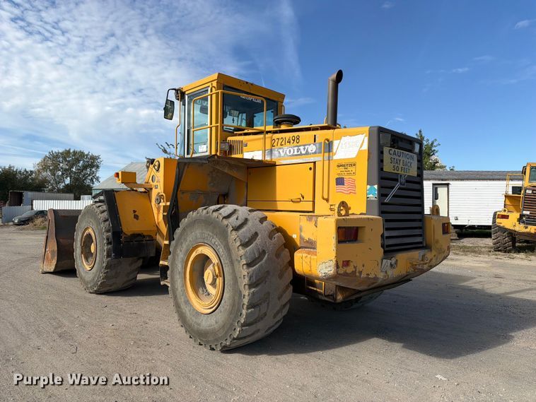 image for item DV2135 1998 Volvo L150C wheel loader