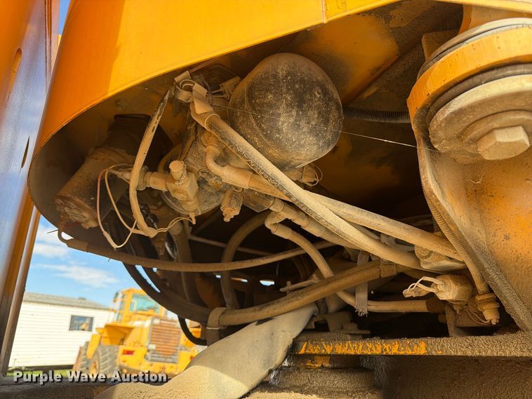 image for item DV2135 1998 Volvo L150C wheel loader