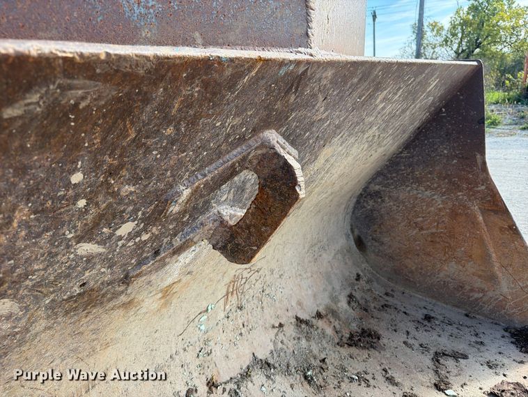 image for item DV2135 1998 Volvo L150C wheel loader