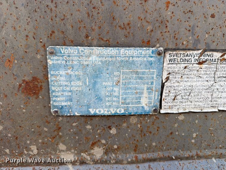 image for item DV2135 1998 Volvo L150C wheel loader