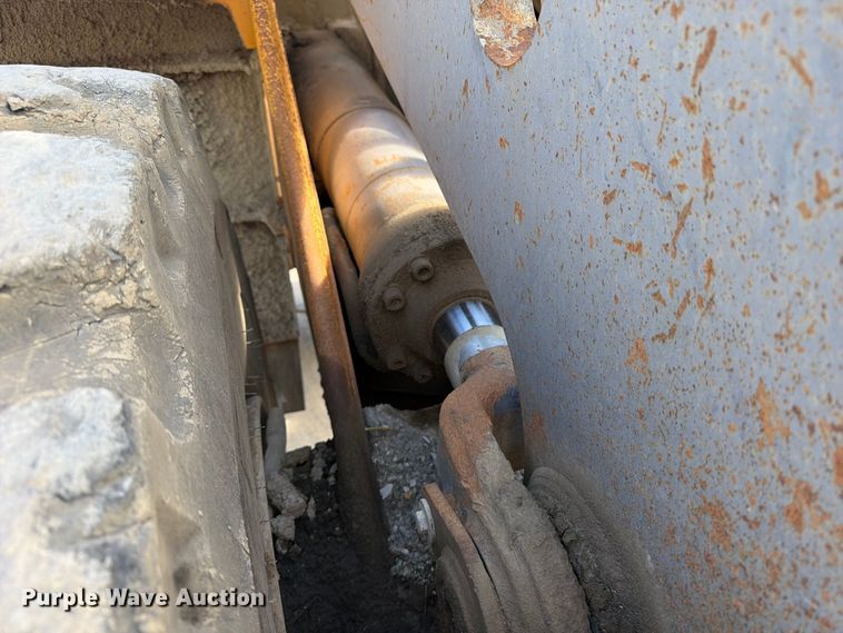 image for item DV2135 1998 Volvo L150C wheel loader