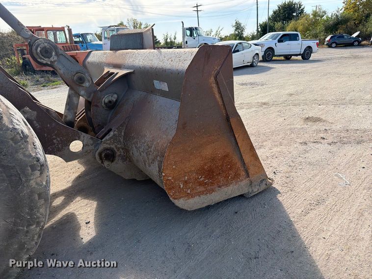 image for item DV2135 1998 Volvo L150C wheel loader