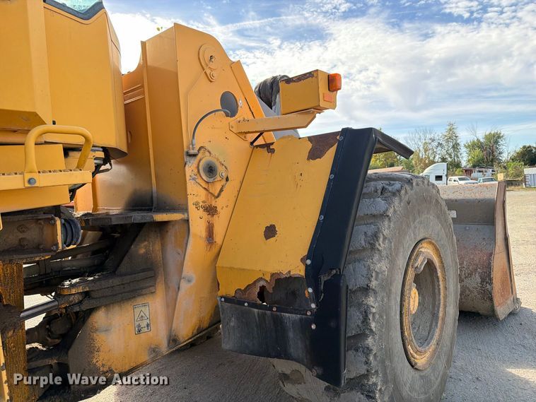 image for item DV2135 1998 Volvo L150C wheel loader