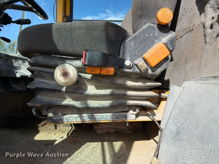 image for item DV2135 1998 Volvo L150C wheel loader