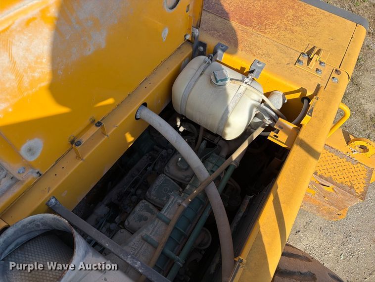 image for item DV2135 1998 Volvo L150C wheel loader
