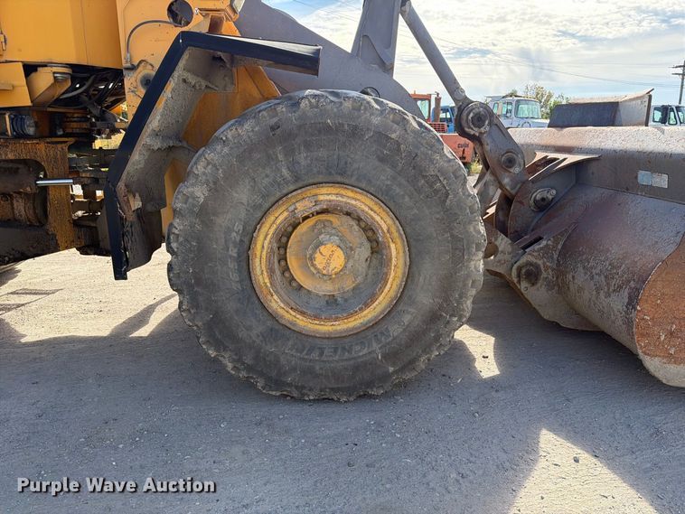 image for item DV2135 1998 Volvo L150C wheel loader
