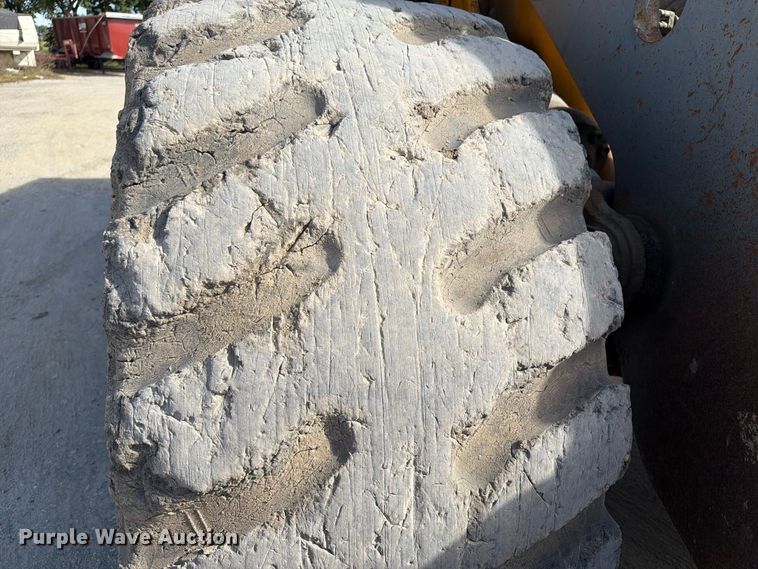 image for item DV2135 1998 Volvo L150C wheel loader