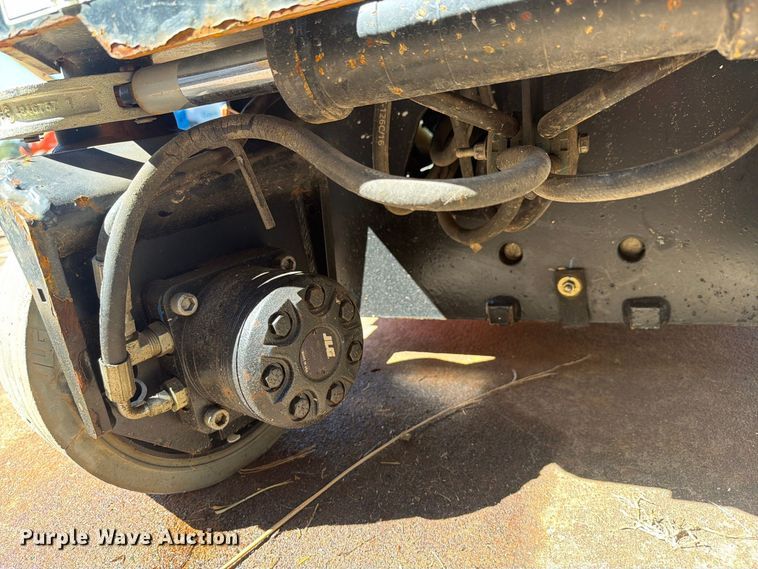 image for item DV7393 2018 JLG 1932R scissor lift