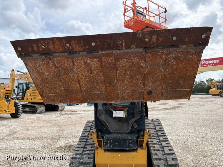 image for item DV7396 2023 Caterpillar 239D3 tracked skid steer loader