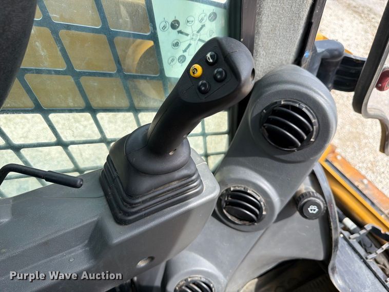 image for item DV7396 2023 Caterpillar 239D3 tracked skid steer loader