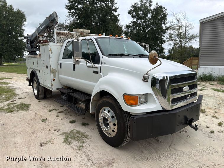 image for item DV7398 2008 Ford F650 Crew Cab utility / service truck
