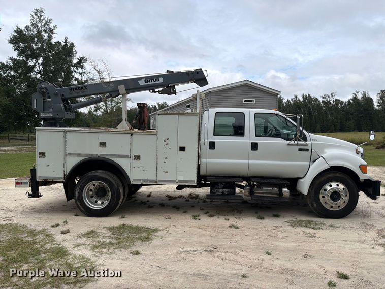 image for item DV7398 2008 Ford F650 Crew Cab utility / service truck