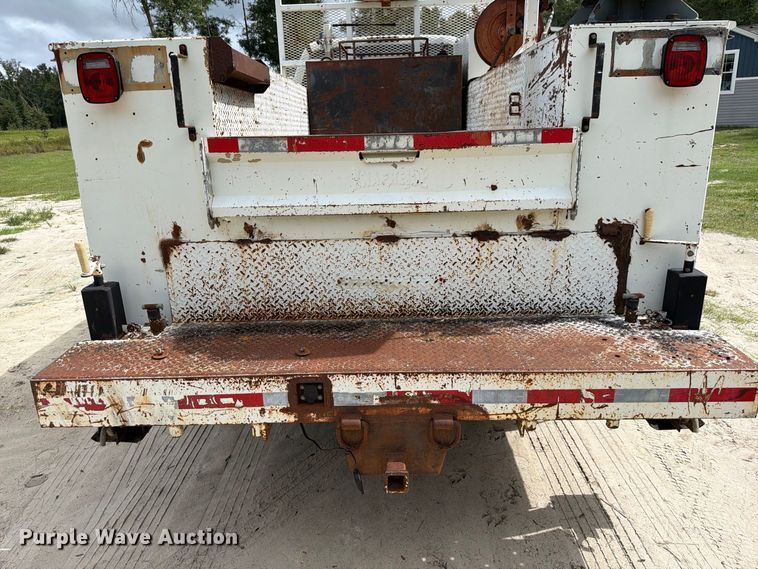 image for item DV7398 2008 Ford F650 Crew Cab utility / service truck