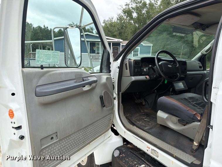 image for item DV7398 2008 Ford F650 Crew Cab utility / service truck