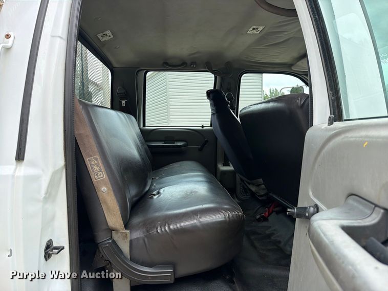 image for item DV7398 2008 Ford F650 Crew Cab utility / service truck