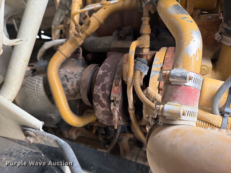 image for item DV7398 2008 Ford F650 Crew Cab utility / service truck