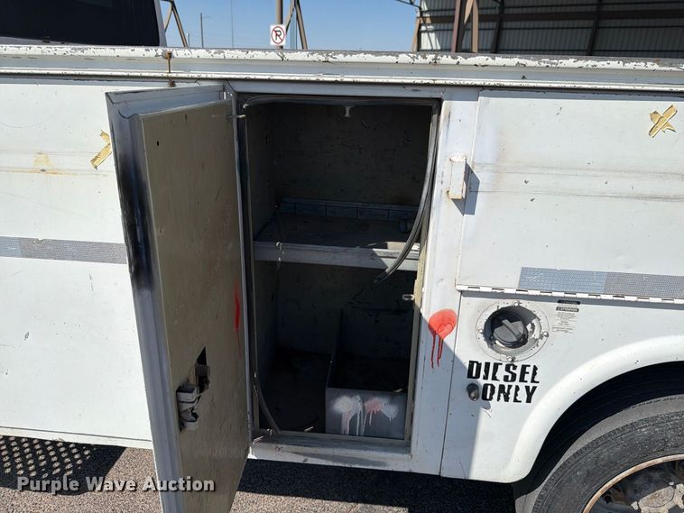 image for item DV8625 2005 Chevrolet C4500 utility / service truck