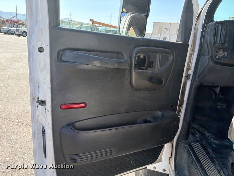 image for item DV8625 2005 Chevrolet C4500 utility / service truck