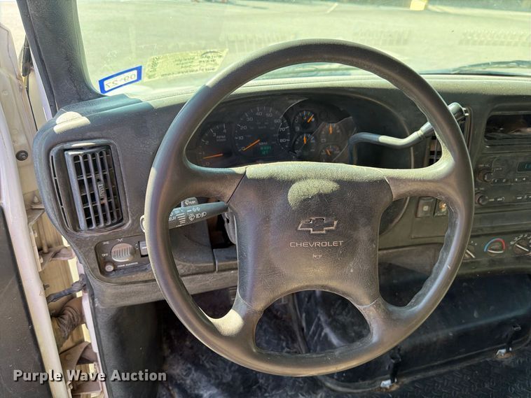 image for item DV8625 2005 Chevrolet C4500 utility / service truck