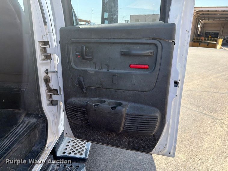 image for item DV8625 2005 Chevrolet C4500 utility / service truck