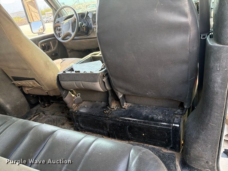 image for item DV8625 2005 Chevrolet C4500 utility / service truck