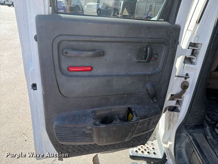 image for item DV8625 2005 Chevrolet C4500 utility / service truck
