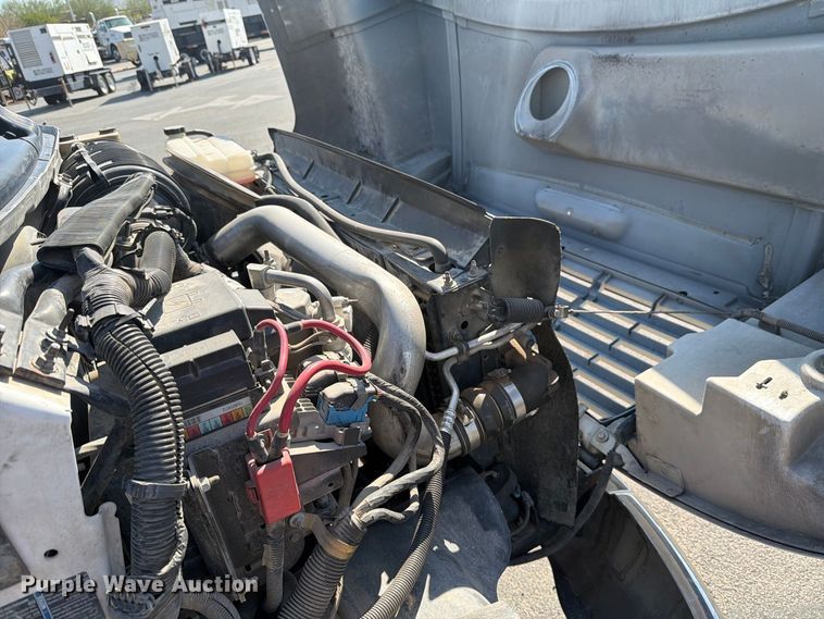 image for item DV8625 2005 Chevrolet C4500 utility / service truck
