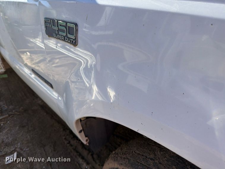 image for item DV8683 1999 Ford F450 bucket truck