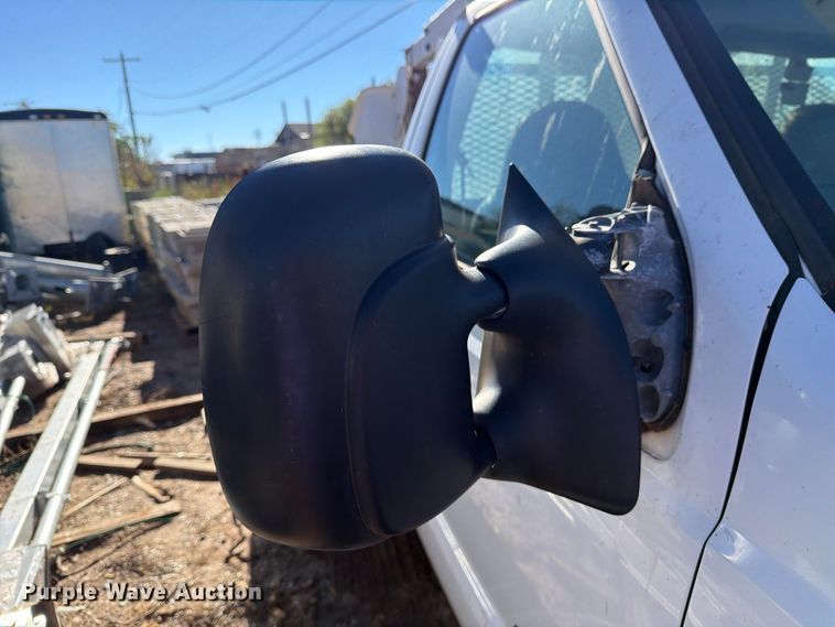 image for item DV8683 1999 Ford F450 bucket truck